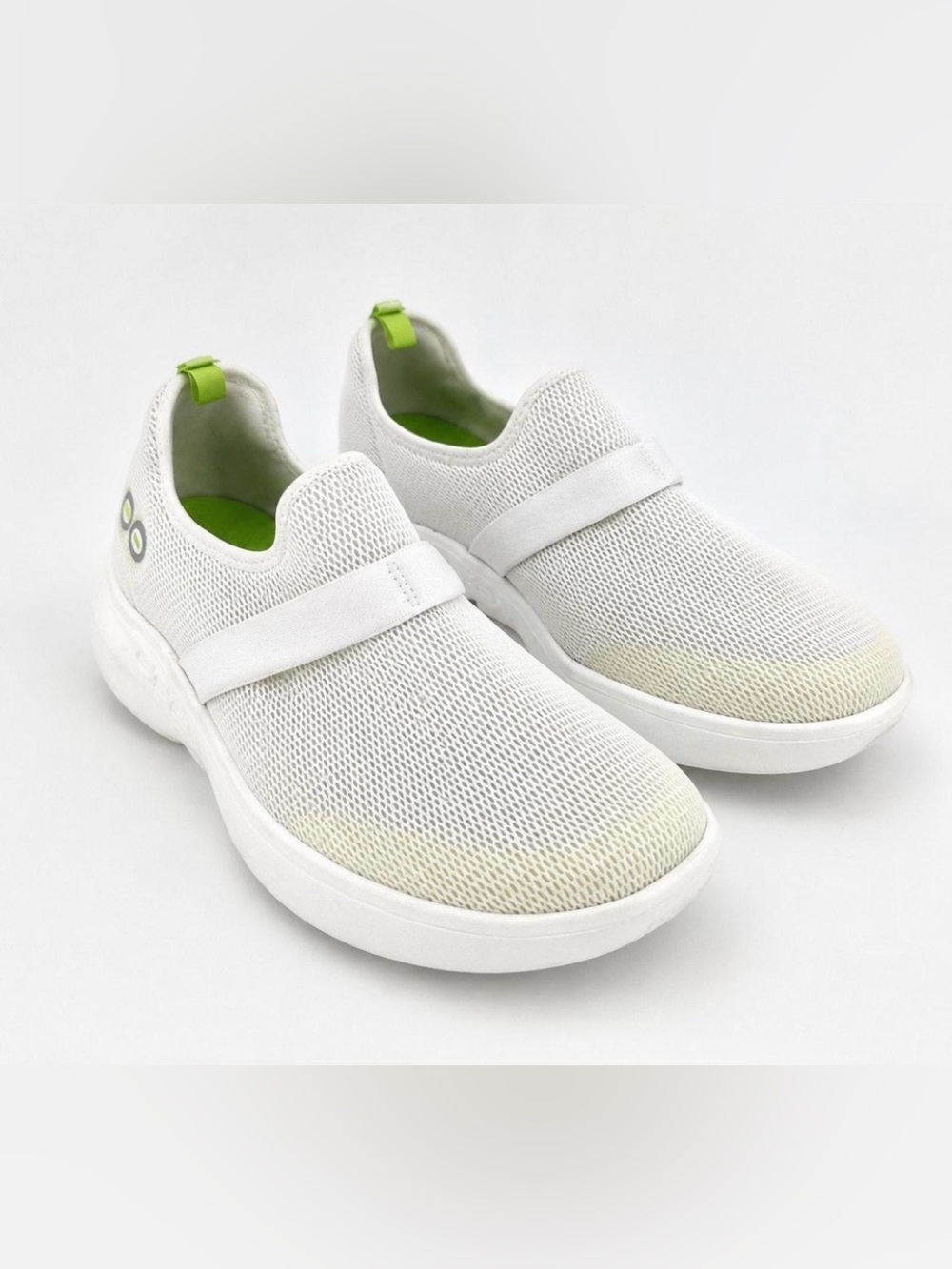 OOFOS OOmg Eezee Low Mesh Womens White Slip On Recovery Shoes Size 8 EUC